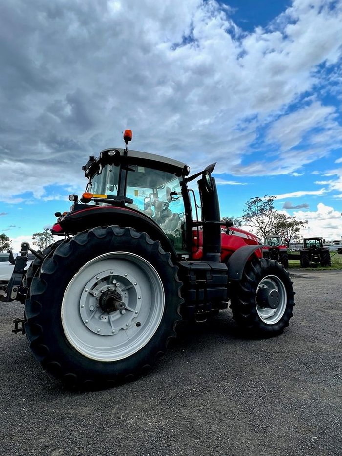 2014 Massey Ferguson Mf8670
