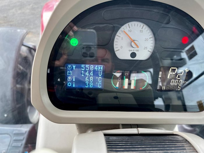 2014 Massey Ferguson Mf8670