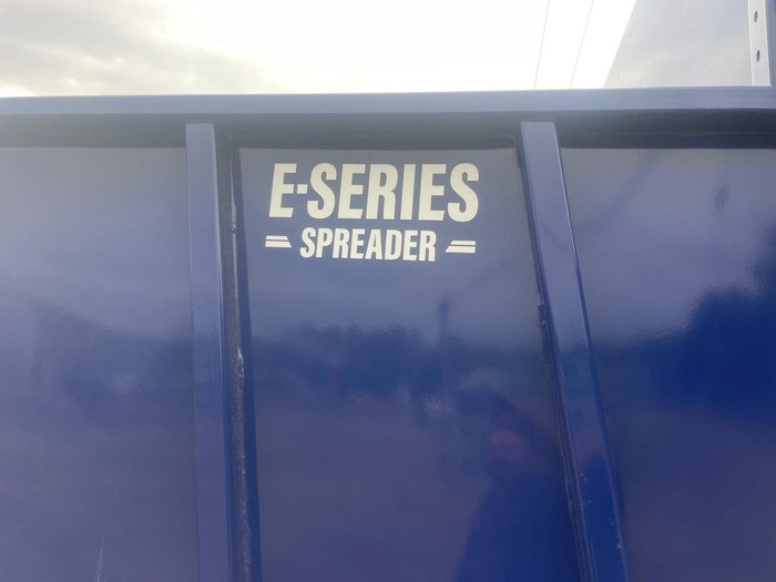 JBS VMEC2448 3 VERTIMAX 24FT ECONOMY PULL TYPE MANURE SPREADER