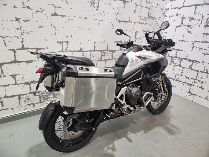 2023 Triumph Tiger 1200 Rally Pro Tiger White