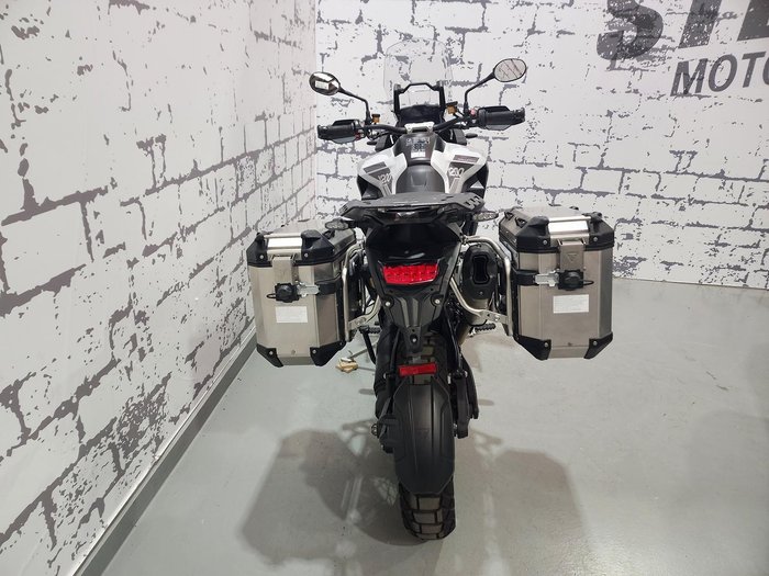 2023 Triumph Tiger 1200 Rally Pro Tiger White