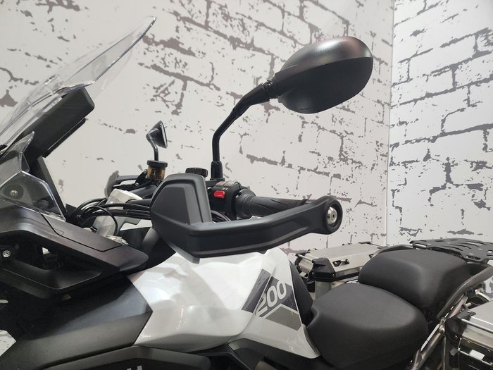 2023 Triumph Tiger 1200 Rally Pro Tiger White