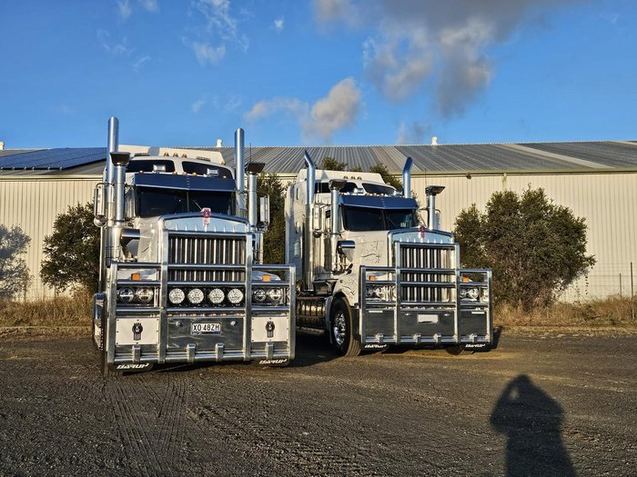 2025 Kenworth T909