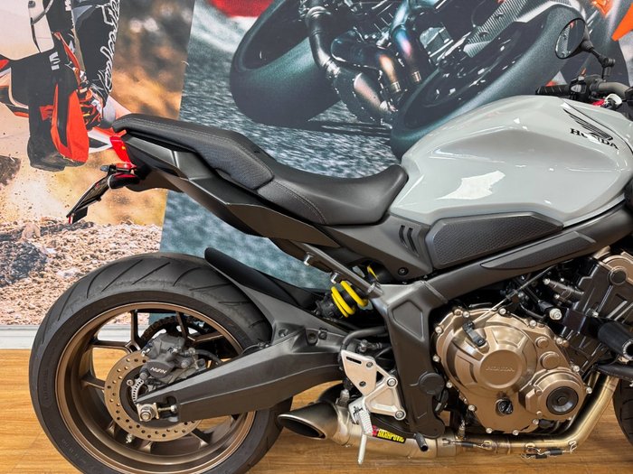2021 Honda CB650R GREY