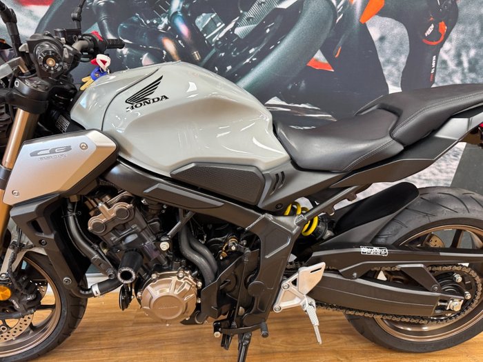 2021 Honda CB650R GREY