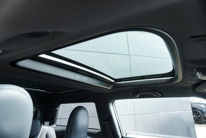 2025 MINI Cooper S Favoured