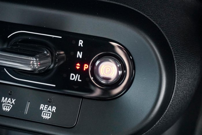 2025 MINI Cooper S Favoured