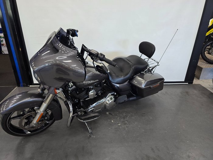 2015 Harley-davidson STREET GLIDE SPECIAL GREY
