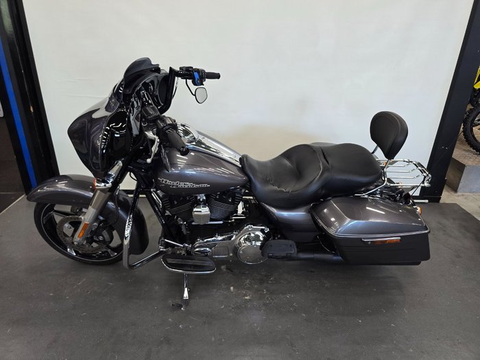 2015 Harley-davidson STREET GLIDE SPECIAL GREY