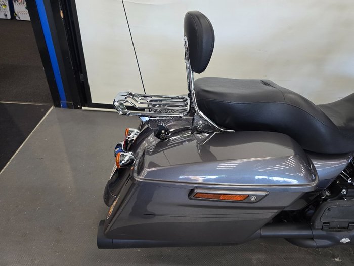 2015 Harley-davidson STREET GLIDE SPECIAL GREY