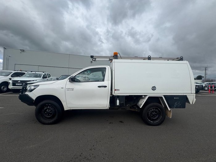2020 Toyota Hilux SR