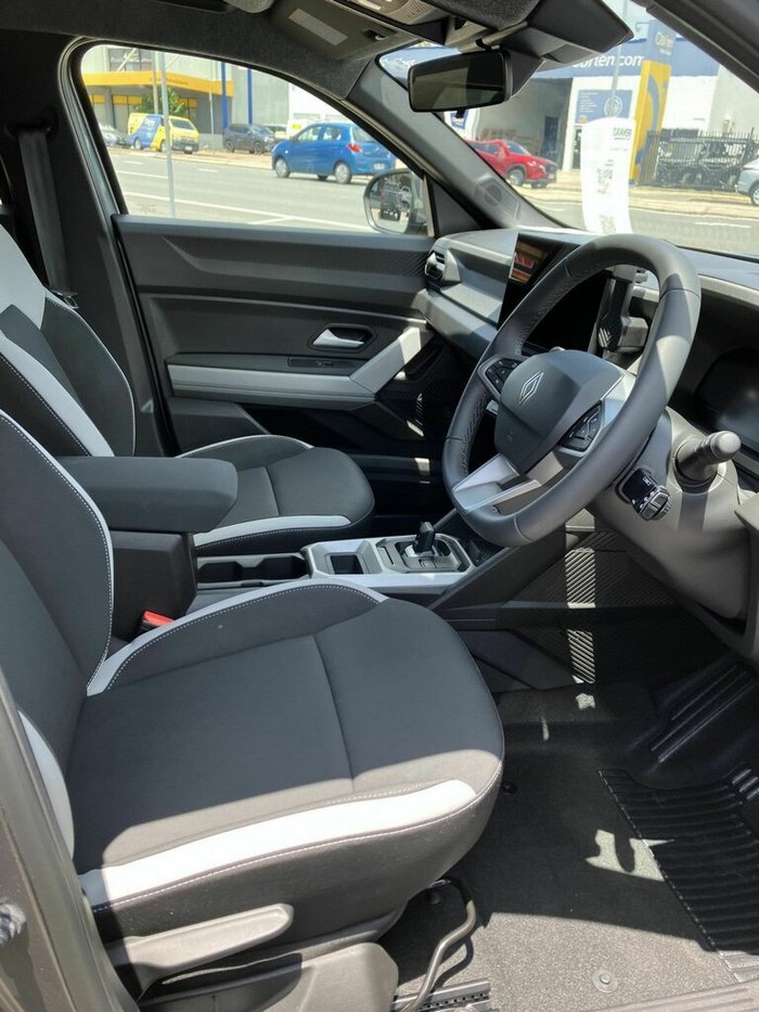 2025 Renault Duster Techno