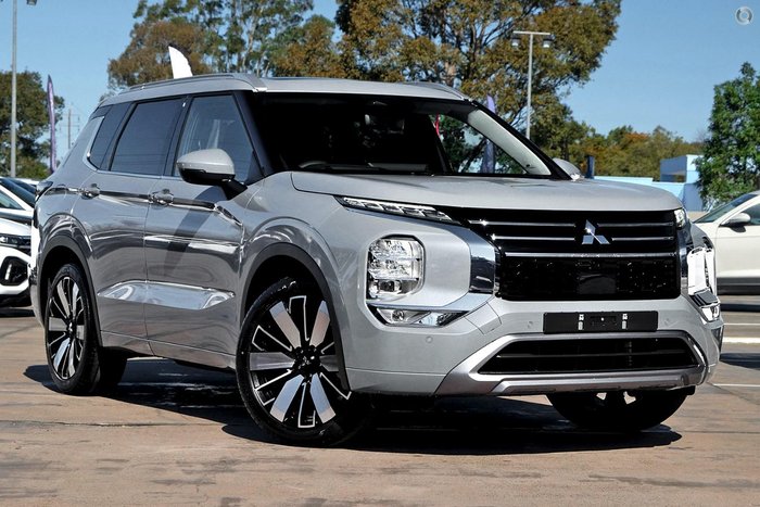 2025 Mitsubishi Outlander Exceed