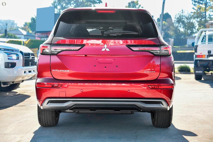 2025 Mitsubishi Outlander Exceed
