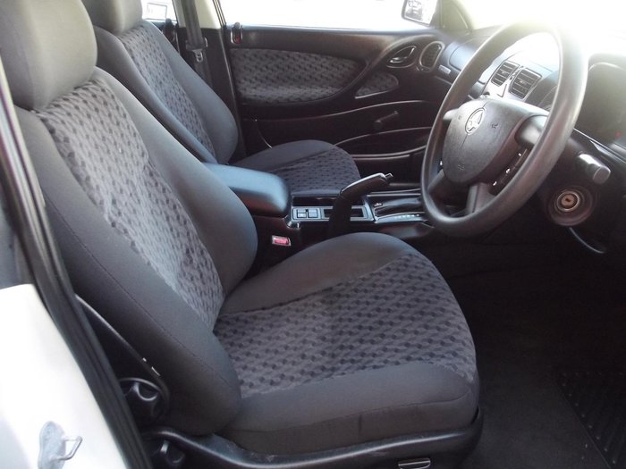 2003 Holden Commodore Executive VY II Heron White