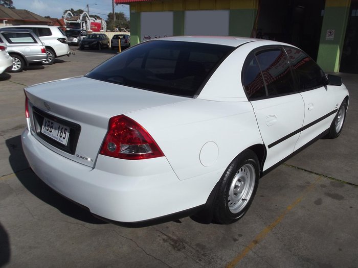 2003 Holden Commodore Executive VY II Heron White