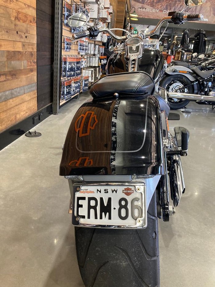 2021 Harley-Davidson Fat Boy 114 (FLFBS) Softail Black