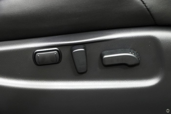 2024 Nissan Patrol Ti Y62 MY24 4X4 Dual Range Moonstone White