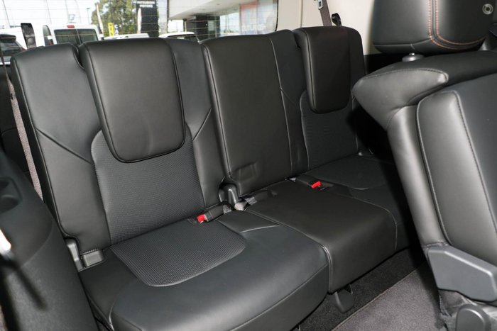 2024 Nissan Patrol Ti Y62 MY24 4X4 Dual Range Moonstone White