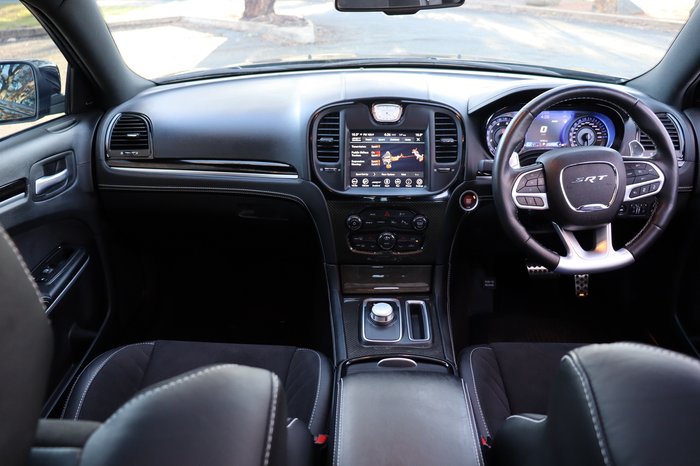 2021 Chrysler 300 SRT