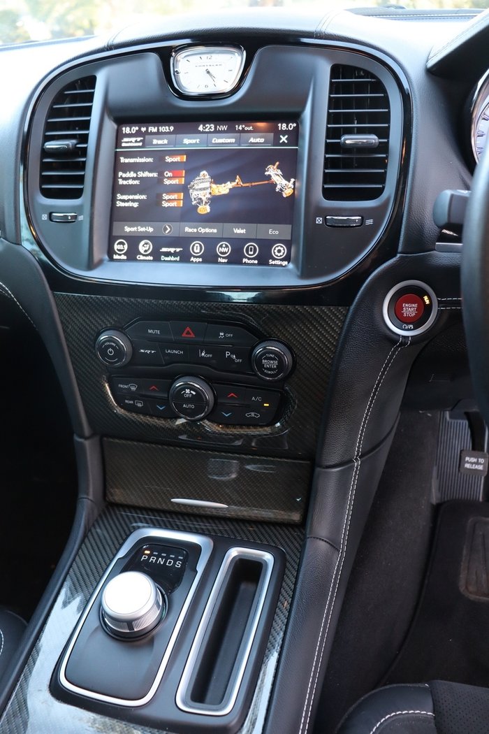 2021 Chrysler 300 SRT
