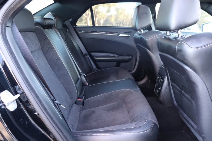 2021 Chrysler 300 SRT