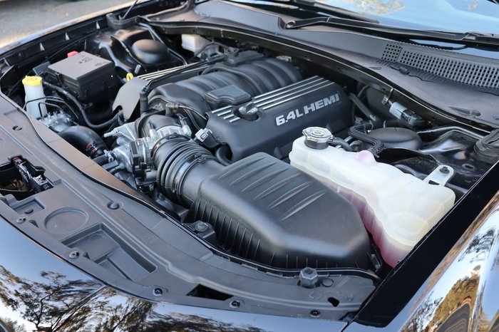 2021 Chrysler 300 SRT