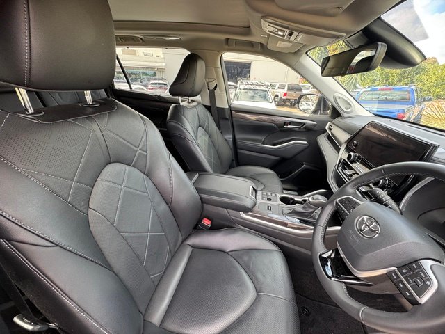 2024 TOYOTA KLUGER