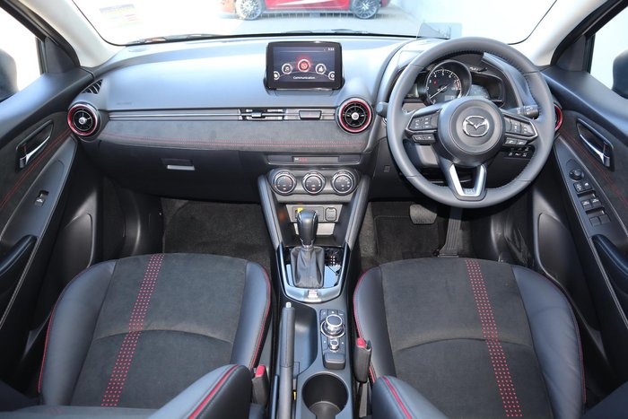 2025 Mazda 2 G15 GT