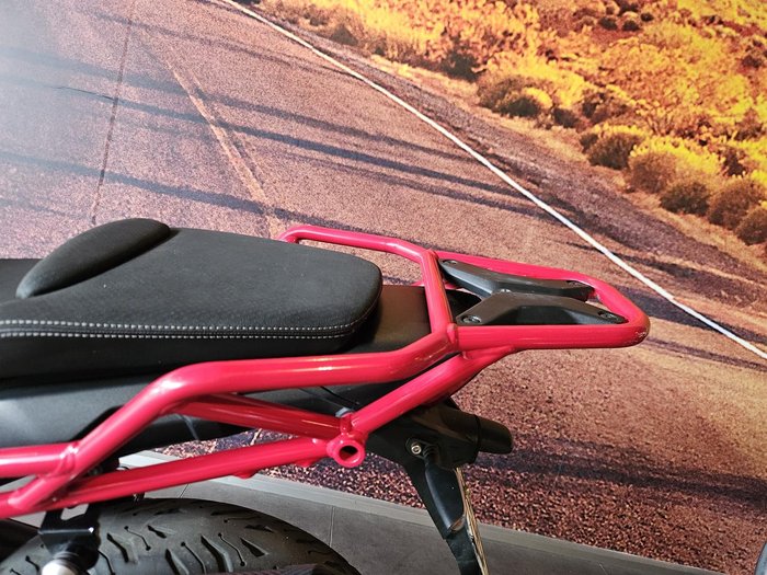2021 Moto Guzzi V85 TT Evocative V85