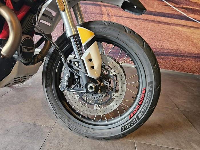 2021 Moto Guzzi V85 TT Evocative V85