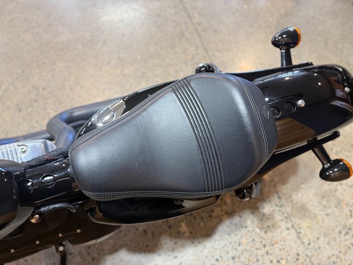 2015 Harley-davidson XL1200C 1200 CUSTOM Black