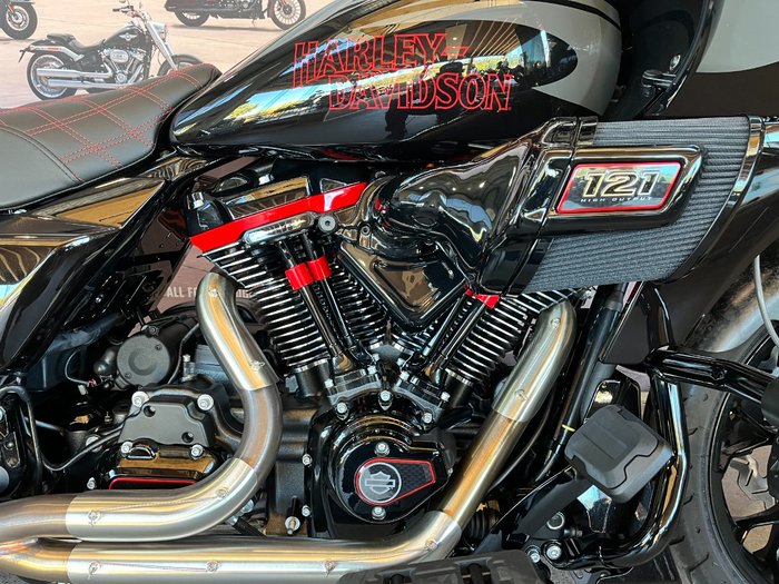 2024 Harley-davidson FLTRXSTSE CVO RD GLIDE ST 121 RAVEN METALLIC
