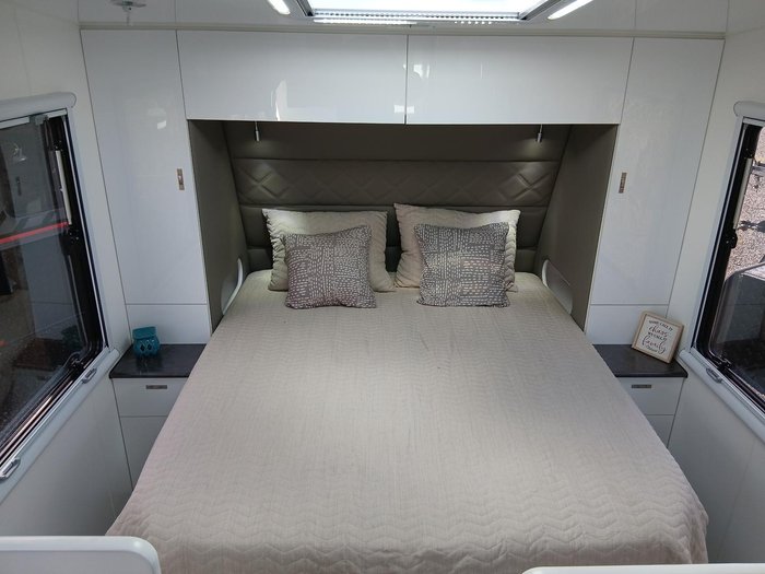 2025 Red Centre Kimberley 21 Type B (was $121,990 now $116,990)