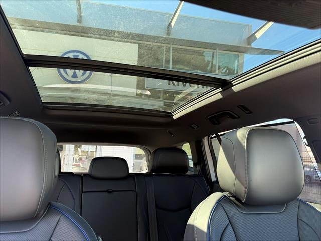 2025 Volkswagen TAYRON R-LINE