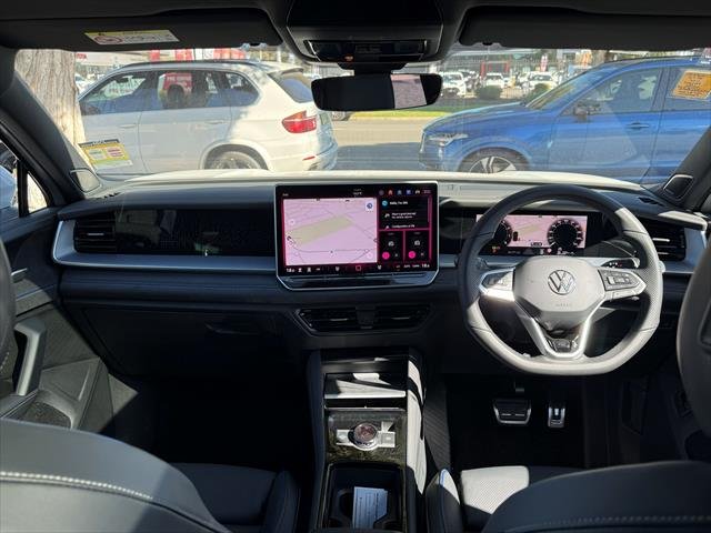 2025 Volkswagen TAYRON R-LINE