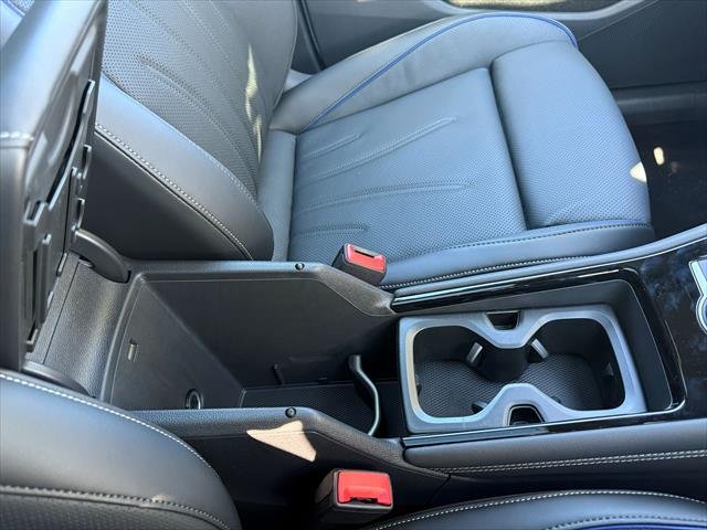 2025 Volkswagen TAYRON R-LINE