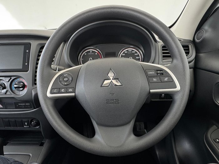 2024 Mitsubishi Triton GLX