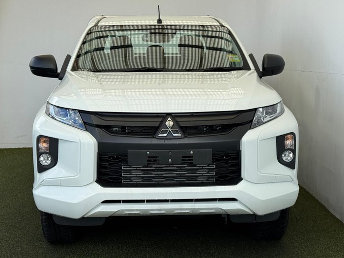 2024 Mitsubishi Triton GLX