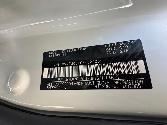 2024 Mitsubishi Triton GLX