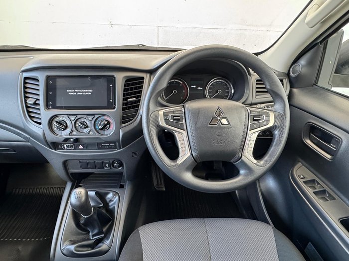 2024 Mitsubishi Triton GLX
