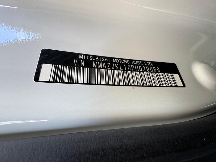2024 Mitsubishi Triton GLX