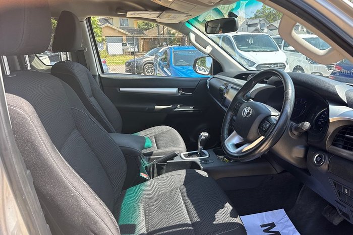 2018 Toyota Hilux SR5