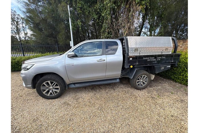 2018 Toyota Hilux SR5