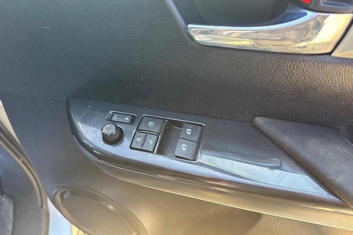 2018 Toyota Hilux SR5