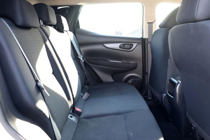 2015 Nissan QASHQAI ST J11 Ivory Pearl