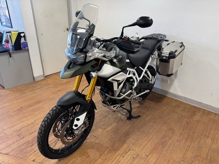 2023 Triumph TIGER 900 RALLY GREEN