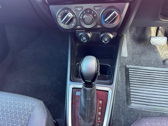 2022 Suzuki Swift GL AZ Series II Pure White