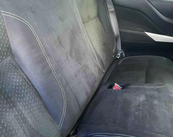 2021 Nissan Navara ST