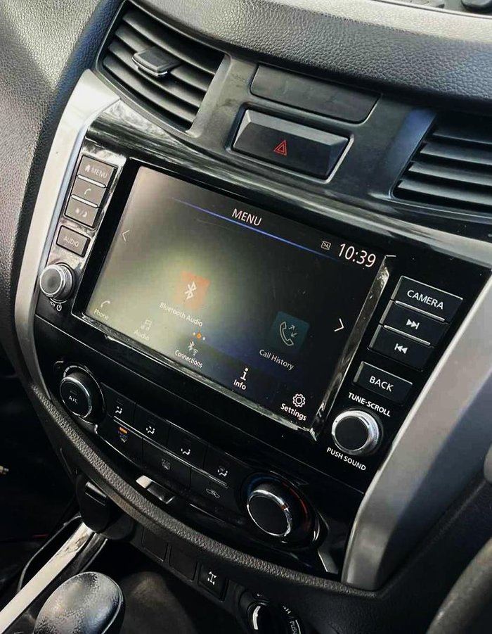 2021 Nissan Navara ST